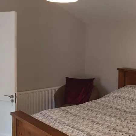 Eglinton Road - Super King - Ensuite Privatunterkunft